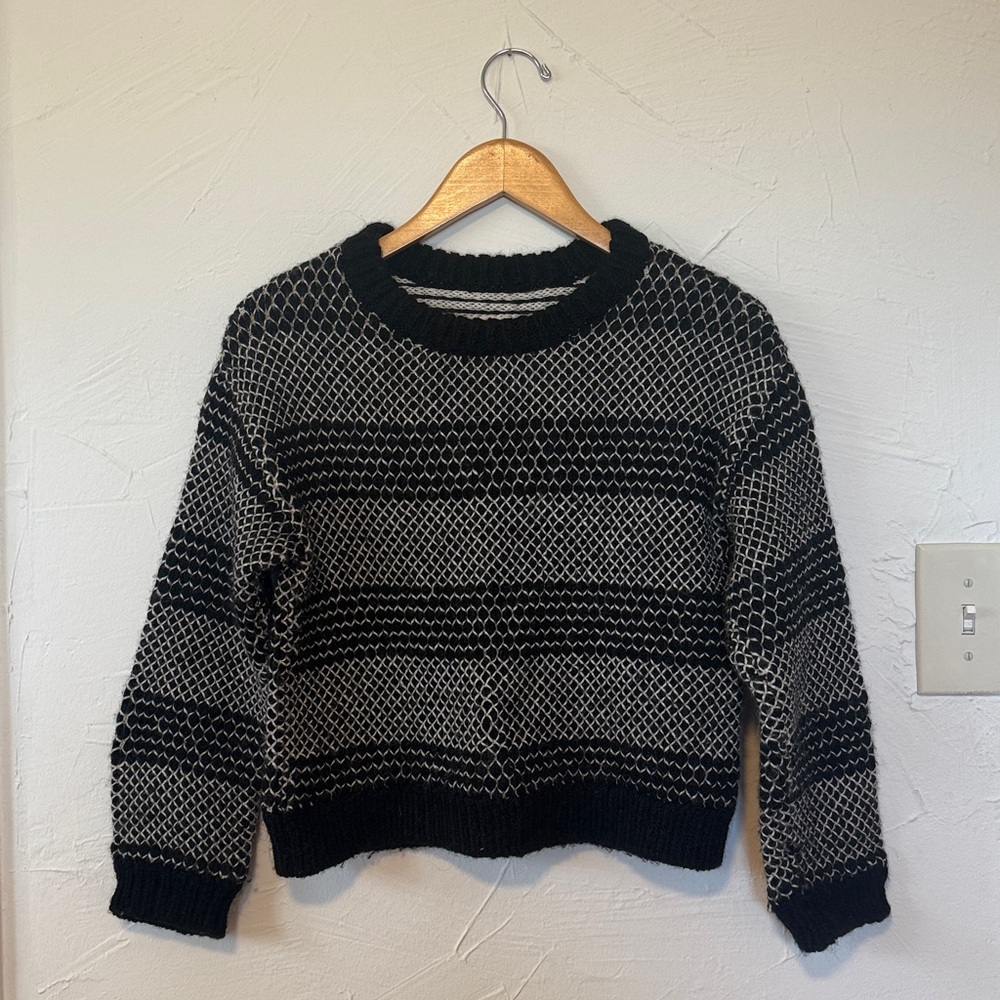 Alpaca cropped sweater